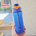 Grande bottiglia d'acqua sportiva all'aperto da 800ml con cannuccia e coperchio portatile, blu. - 800-1500 ml / Blu