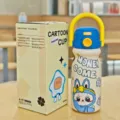 Kids insulated water bottle with straw and handle, 600ml cute cartoon stainless steel cup. - White (LB)