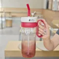 Farbverlauf Plastik Trinkflasche mit Strohhalm und Henkel, stilvoller Becher für den Alltag. - 1160ml / XBD-8048 Verlauf Rot