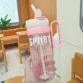 Modische Gradienten-Trinkflasche aus Kunststoff mit Strohhalm und grossem Griff fuer Sport - 1160ml / XBD-8041 Verlauf Rosa