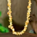 Collana con pietre preziose di cristallo giallo irregolare, gioiello in pietra naturale estiva. - Citrino