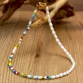Collana boho con perline di semi colorati e perle dopamine per donne gioielli moda - Stile Collana Metà Perla Metà Perline Colorate (N2470)