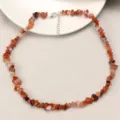 Collana con pietre irregolari colorate da donna estate spiaggia gioielli in pietra naturale - Agata Rosa