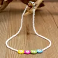 Collana di perline colorate dopamine con ciondolo LOVE, girocollo bohémien da donna. - Stile Perline Colorate Con Lettere LOVE (N2489)