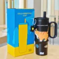 Großer 750ml Edelstahl-Thermoboard-Becher mit Henkel, Strohhalm und süßem Katzen-Design. - 750ml / Schwarzer Griff