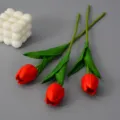 Künstliche rote Tulpen für Heimdekoration, realistische PU Kunstblumen für Fotoarrangement. - Rot