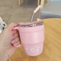 Rosa Edelstahl Kaffeetasse mit Strohhalm und Henkel für den täglichen Gebrauch zu Hause. - 480ml / Rosa