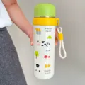 Süße Cartoon Isolierflasche mit Tragegurt Edelstahl tragbare Trinkflasche für Studenten - 500ml / Grün