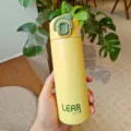 Edelstahl Vakuum isolierte Trinkflasche mit Klickverschluss und Sicherung in Gelb. - 420ml / Gelb