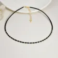 Schwarze und goldene Perlen Choker Halskette kurze Schlüsselbein Kette Modeschmuck - 35cm Plus 5cm Verlängerungskette / N2555-Y02 Schwarz