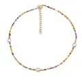 Vista ravvicinata dettagliata che mostra la chiusura e la trama della collana barocca. - Collana Fatta a Mano Mix di Perle (N2428-Y12) / Colorato
