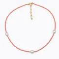 Collana girocollo bohémien di perline di semi rosa con perle bianche e dettagli metallici oro - Stile Perla Ovale Distanziatore Metallo Perline di Semenza Rosa / Stile N2428-Y04 Rosa Corallo / rosa corallo