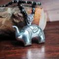 Vintage tibetischer Silber Elefant Anhänger Halskette mit Perlenkette, Retro Pulloverkette. - Buddha Elefant Design (N2237)