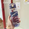 Bottiglia d'acqua sportiva in plastica 750ml con tappo portatile borraccia per esterno - 650ml / Blu