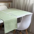 Groene tafelloper en placemat set, moderne effen linnen stijl eettafel decoratie thuis. - Lichtgroen