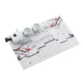 Chinese stijl inkt pruimbloesem PVC placemat set met keramische theepot en kopjes. - 45x30cm / Witte muren en grijze tegels