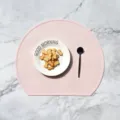 Set de table en silicone rose style nordique, tapis isolant thermique pour cuisine et salle à manger. - Demi-cercle en silicone 38*33 cm / Rose Sakura