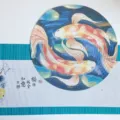 Runde Baumwolle Leinen Tischset mit Koi Fisch Print, elegante Hitzebeständige Teetisch Matte. - Duftender Koi / 38 cm