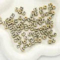 Goldene quadratische Buchstabenperlen Acryl Alphabet Anhänger für DIY Schmuck Armbänder - 6x6mm (50 Stück/Packung) / Gold-M