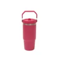 Detailansicht des 20oz Edelstahl Reisebechers mit Griff und rosa Finish, tragbares Design. - Fuchsie