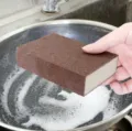 High density carborundum cleaning sponge for kitchen pot rust removal and heavy duty scrub - 10 Pieces/Pack / Brown