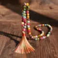 Collana lunga maglione tormalina colorata fatto a mano boho 99 perline con nappa retrò. - Stile Tormalina (N2673) / Colorato