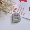 Glänzender Strass Buchstaben B Schlüsselanhänger, glitzernder Taschenschmuck für Autos. - Buchstabe B