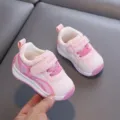 Scarpe da ginnastica rosa traspiranti per neonati con velcro, suola morbida antiscivolo. - Taglia 16 / Interno 12.5cm / Rosa