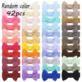 Vista detallada de 42 piezas de lazos para el pelo coloridos para niñas - Estilo B / 42 Piezas/Paquete / Colores Aleatorios