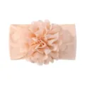 Fascia per neonati in nylon pesca con una grande decorazione floreale in tessuto. - Rosa albicocca