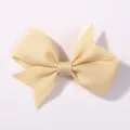 Small cream grosgrain ribbon bow hair clip for babies and children in cute style - Light Cream (826)