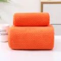 Verdichtetes Korallenfleece Badetuch, weiches, schnelltrocknendes Handtuch für Erwachsene. - 70*140 Waffelmuster (umrandet) / Orange