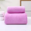 Set di asciugamani in pile corallo ispessito viola, morbido e altamente assorbente. - Trama a nido d'ape 70*140 (stile bordato) / Viola
