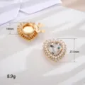 Herzförmige Perlenmanschettenknopf-Details mit 27,5 mm Durchmesser und 8,9 g Gewicht - Herz / Weiß