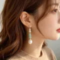 Freshwater pearl earrings Chinese style aventurine jade long drop elegant jewelry gifts - Green Strawberry Quartz Gourd Earrings (E2641)