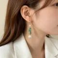 Orecchini di perle d'acqua dolce stile cinese retrò con pietra verde e perline di cristallo var - Orecchini Pendenti con Perla e Pietra Shoushan Cristallo (E2684)
