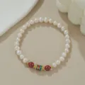 Echte Süßwasserperlen Armband mit roten Zinnober Perlen und Metall Charms für Damen Schmuck. - Naturperle Zinnober Stil (B4168)