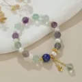 Chinesisches Süßwasserperlen Armband Detailaufnahme, elegantes Edelstein Design mit Anhänger. - Naturperle Farbverlauf Lapislazuli (B4266)