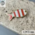 Vergoldeter Emaillierter Fisch Anhänger rot weiß gestreift DIY Schmuckaccessoire 12x31mm - Gestreifte Goldfischform (Modell D) / 12x31mm / Rote Streifen