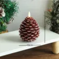 Bougie électronique LED pomme de pin de simulation de Noël décoration de bureau 10x13cm - Bougie pomme de pin marron à bords blancs en forme d'ogive