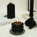 Ensemble de bougies parfumées noires, bougie pilier géométrique avec plateau pour déco. - Bougie cube magique noire