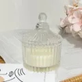 Bougie parfumée en pot de verre transparent avec couvercle, design rayé pour la maison. - Milky blanc