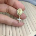 Goldener Madonna Anhänger mit Zirkonia und Perlmutt Kreuz, elegantes DIY Schmuckstück. - Weiß