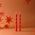 Candele a pilastro profumate ritorte arancioni confezione regalo decorazioni casa - Candele coniche a torsione, 20 cm (confezione da 2) / arancio-rosso