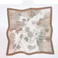 Vintage blumendruck satin quadratischer schal für damen eleganter modischer halstuch. - Rosa Blumen