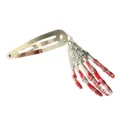 Halloween Punk Stil Skelett Hand Haarspange Detailansicht mit realistischen roten Bluteffekten - Skelettkralle