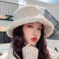 Weisser Pluesch Teddy Fleece Bucket Hat Damen Winter warmer fauschiger Fischerhut einfarbig - M (56-58cm) / Beige