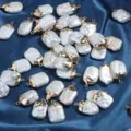 14-16mm natur süßwasser barock perle anhänger mit vergoldeter öse diy schmuck herstellung - Quadratischer Barockanhänger / 1 Stück (Kleine Mängel) / Natürliches Weiß