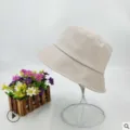 Einfarbiger beigefarbener Baumwoll-Eimerhut, schlichter japanischer Freizeit-Sommer-Sonnenschutzhut. - M (56-58cm) / Beige