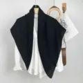 Foulard quadrato tinta unita in similino per donna 90x90cm, sciarpa plissettata elegante. - Nero